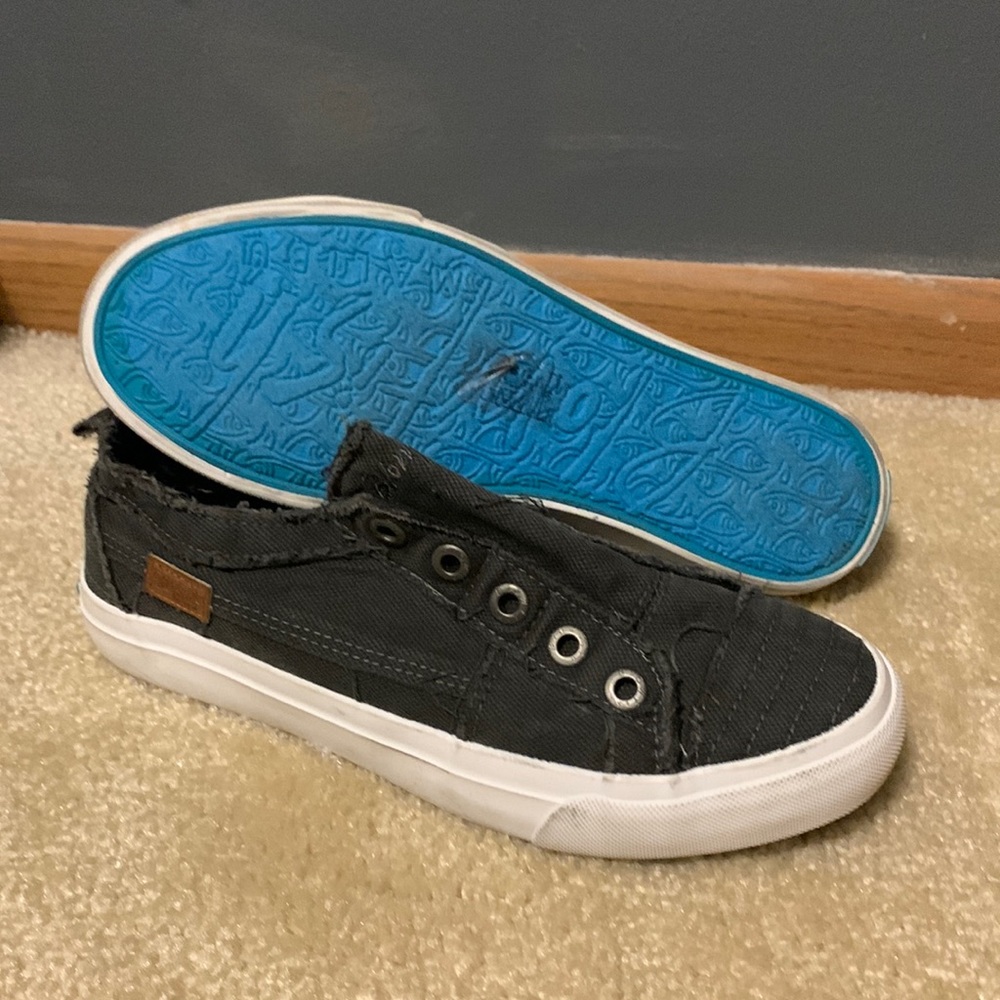 Blowfish canvas shoes